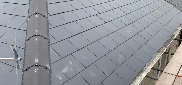 Tile vs Slate Roofs – What’s Best for Worcester Homes?